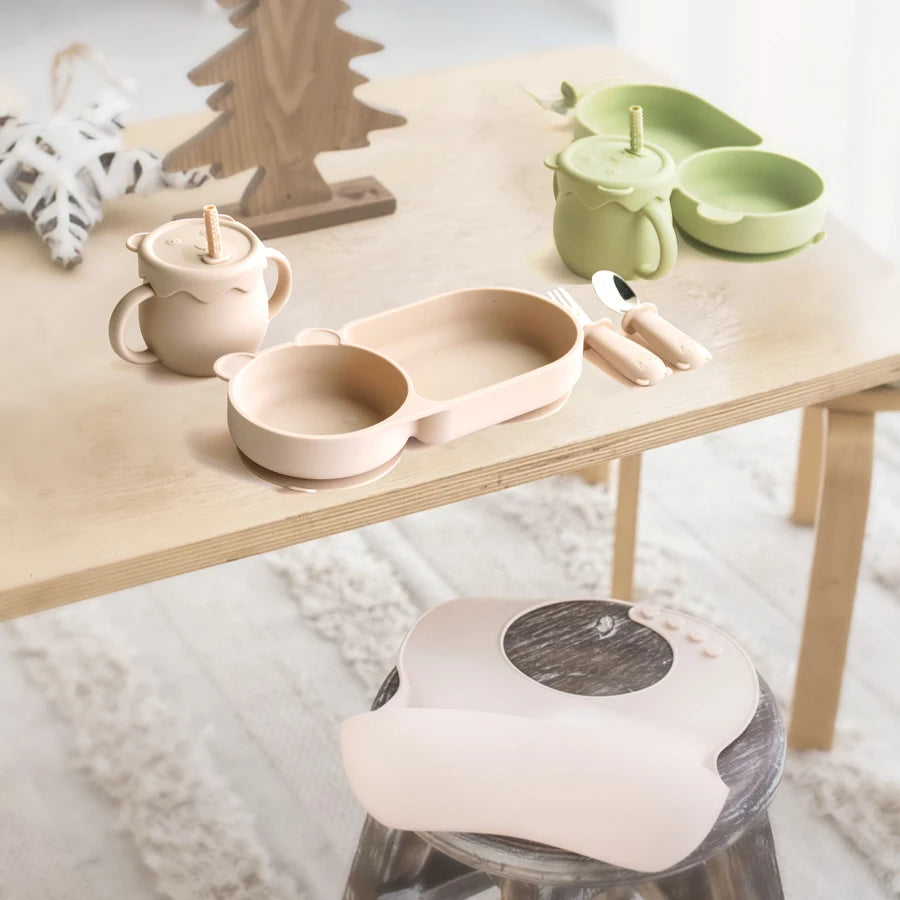 Ultimate Baby Feeding Silicone Tableware Set - Waterproof, BPA Free, with Sucker Plates, Bowl, Bib, and Cups - Free Shipping!
